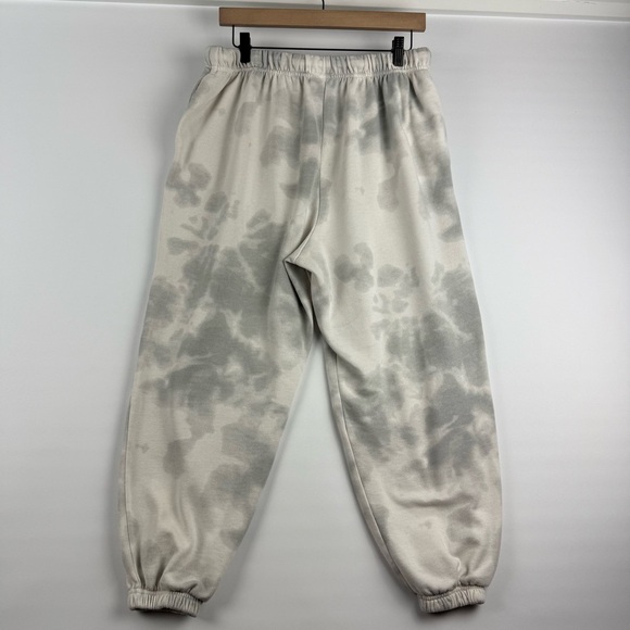 Levi’s Women’s 1X Tie-Dye Sweatpants Joggers – Gray/White Loungewear - Picture 5 of 8
